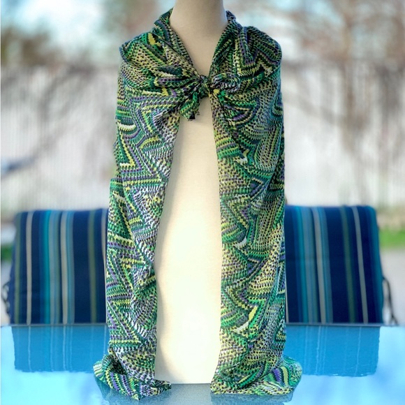 2 Chic Green, Purple, Yellow Multi-Colored Lightweight Infinity Scarf - Picture 2 of 5